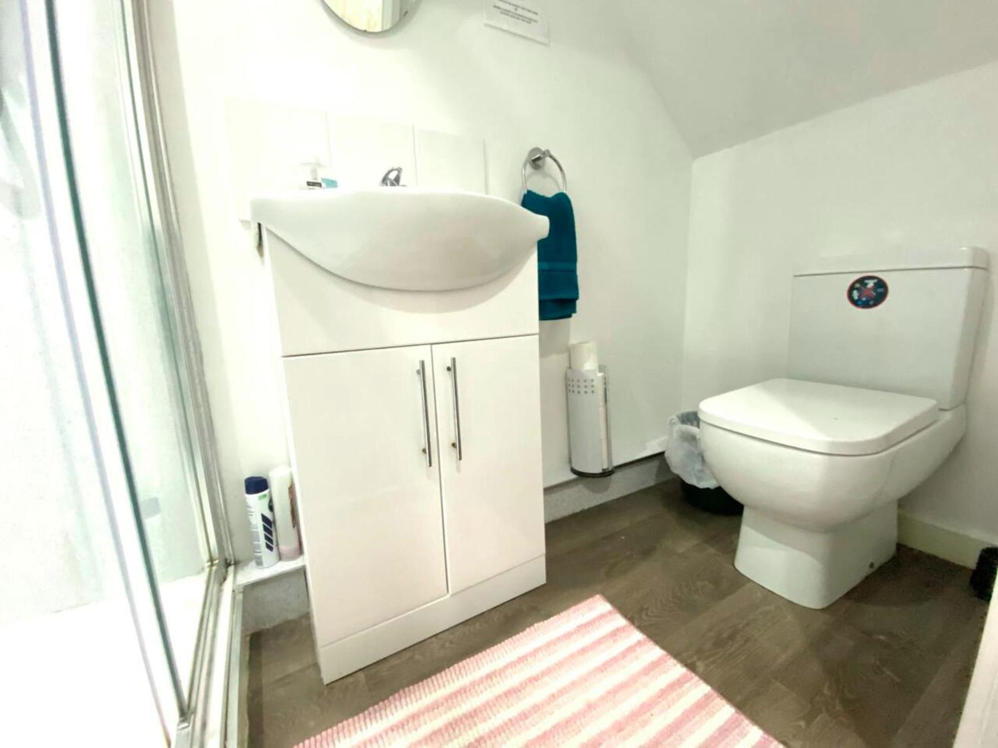 Апартаменты Cosy Corner - Town Centre Flat With Free Nearby Parking Шрусбери Экстерьер фото
